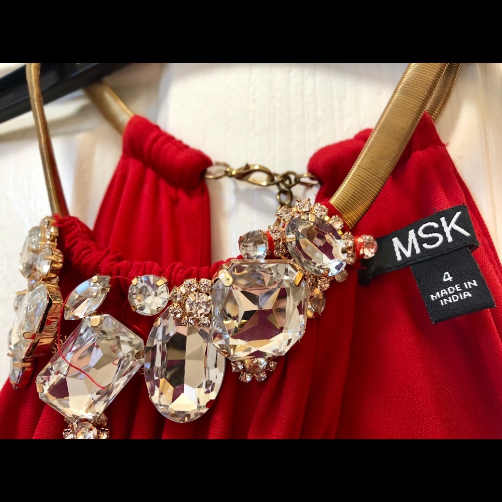 MSK RED Formal DRESS - Picture 4 of 6